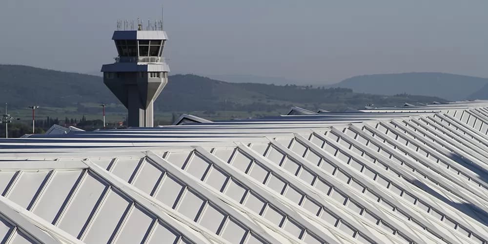 Riverclack Standing-Seam Roof